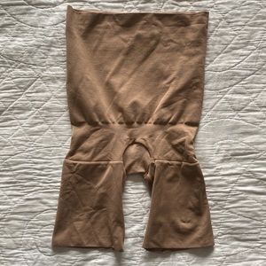 Assets by SPANX Hi-waisted Shapewear